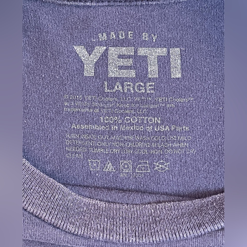 YETI Men's Classic Navy Tee Size Large - Picture 2 of 5